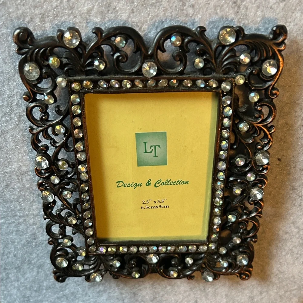 Design & Collection ornate bejeweled
